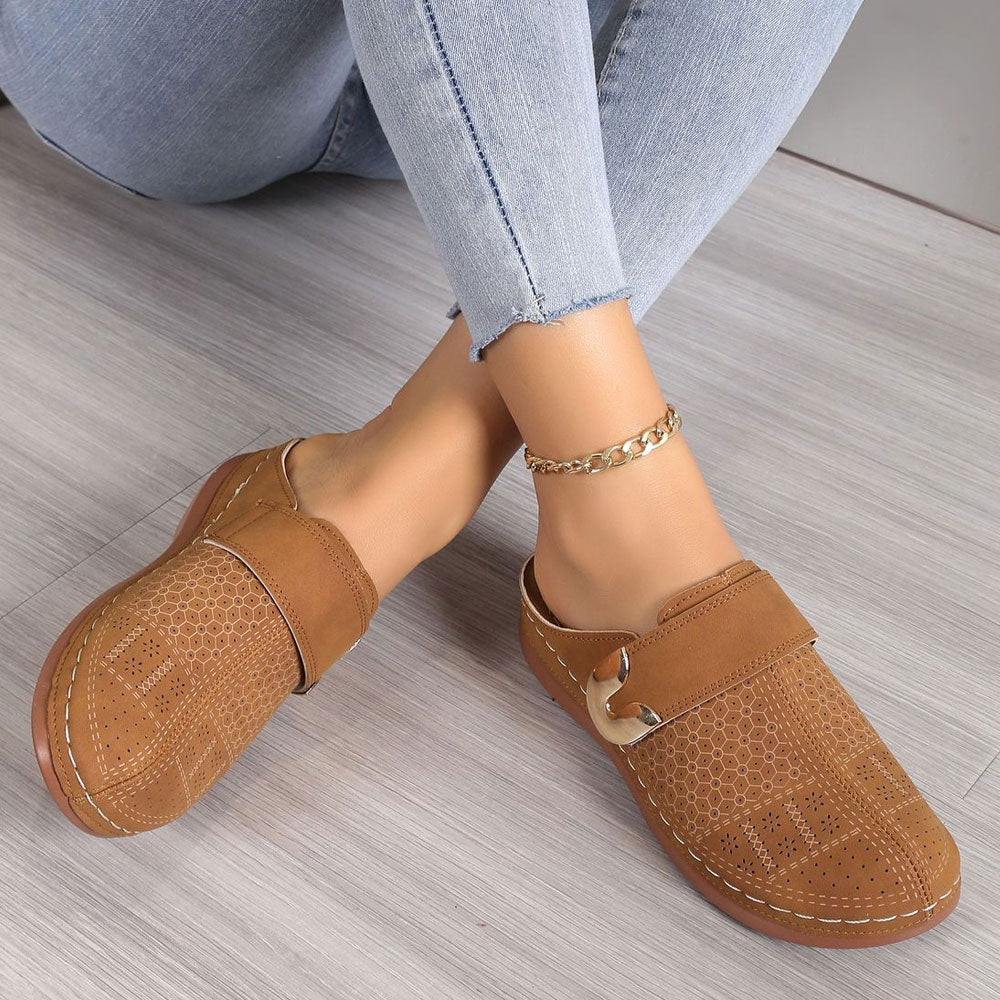 Mia - Chic Wedge Sandals